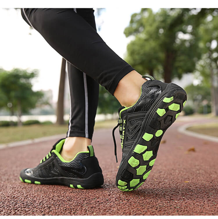 Chaussures aquatiques pour hommes et femmes, chaussures de plage, de natation, chaussettes aquatiques à séchage rapide, chaussures de piscine pour le surf, le yoga, l'aquagym